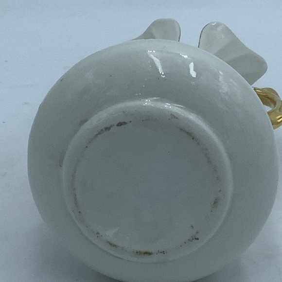 Gold Handled Vase with Violets - Picture 8 of 8